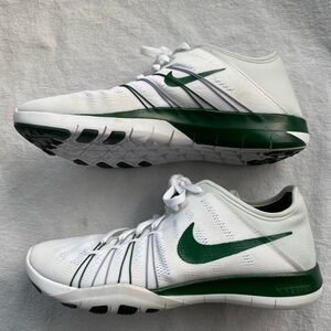 Nike Free TR 6